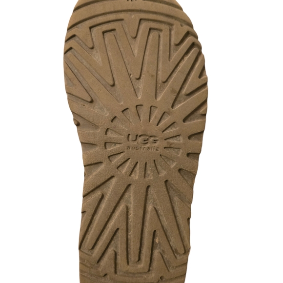 Ugg Classic Tall Shearling Boot - Womens 6‎ - Picture 9 of 10